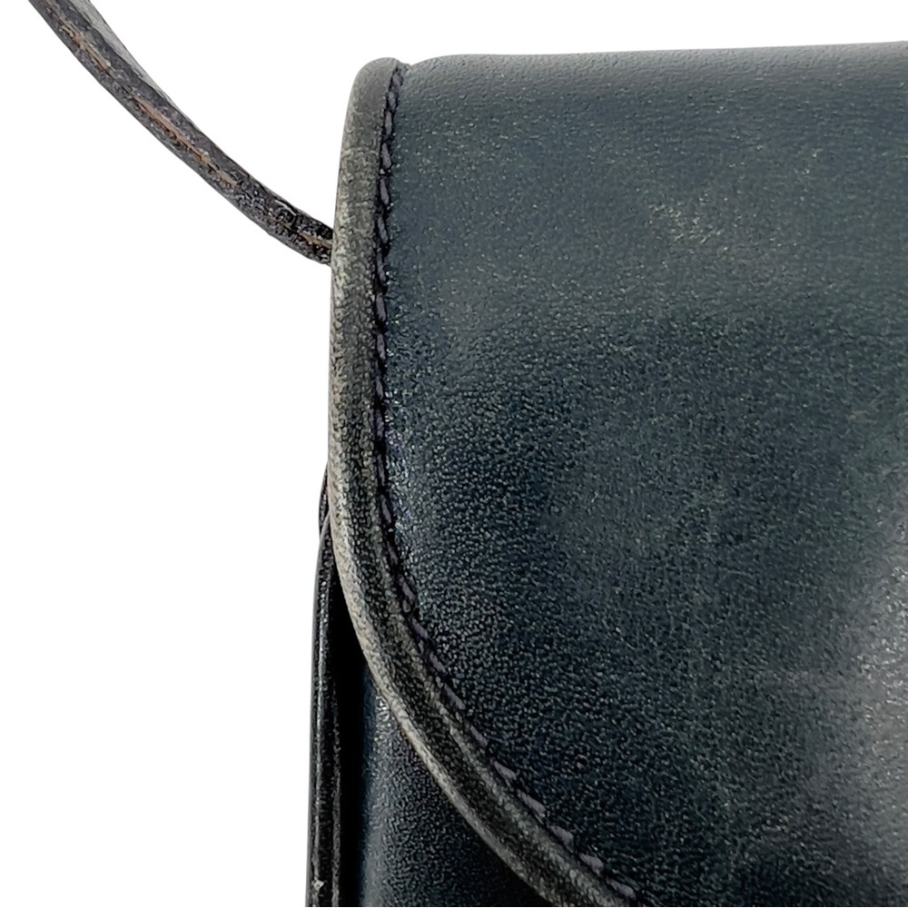 GUCCI Authenticated Vintage Black Interlocking G Leather Crossbody Bag - Picture 13 of 16